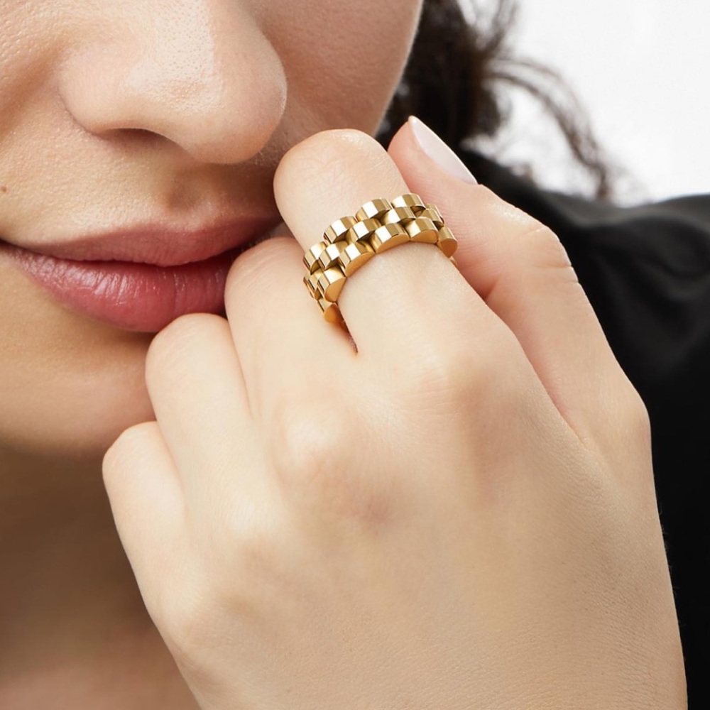 Gold Statement Parker Ring - Picture 2 of 6